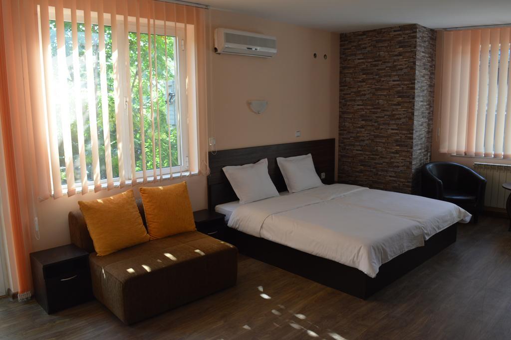Bon Bon Hotel โซเฟีย ภายนอก รูปภาพ