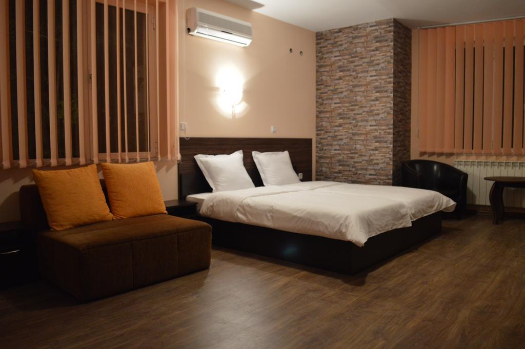 Bon Bon Hotel โซเฟีย ภายนอก รูปภาพ