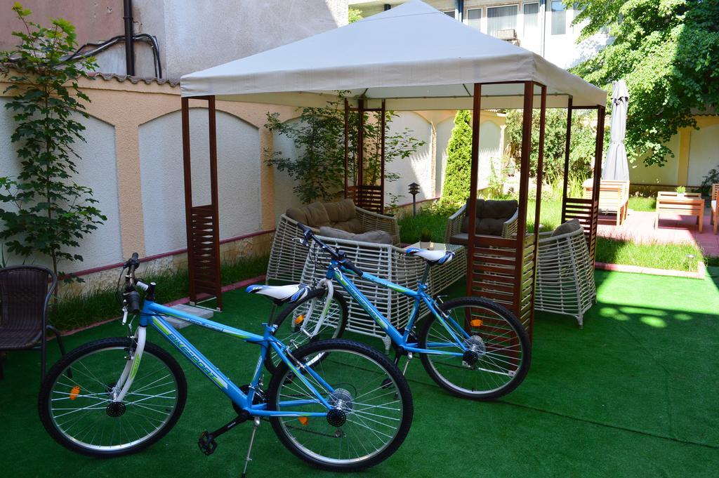Bon Bon Hotel โซเฟีย ภายนอก รูปภาพ